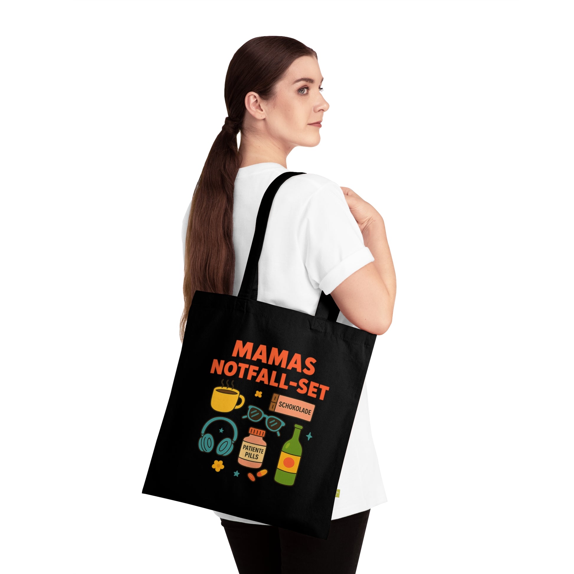 Personalized Mother’s Day tote bag with custom name Custom canvas tote bag gift for mom Gift tote with kids’ names for Mother’s Day Beige tote bag personalized for mom Thoughtful custom tote bag with floral design for mom This tote belongs to mom – person