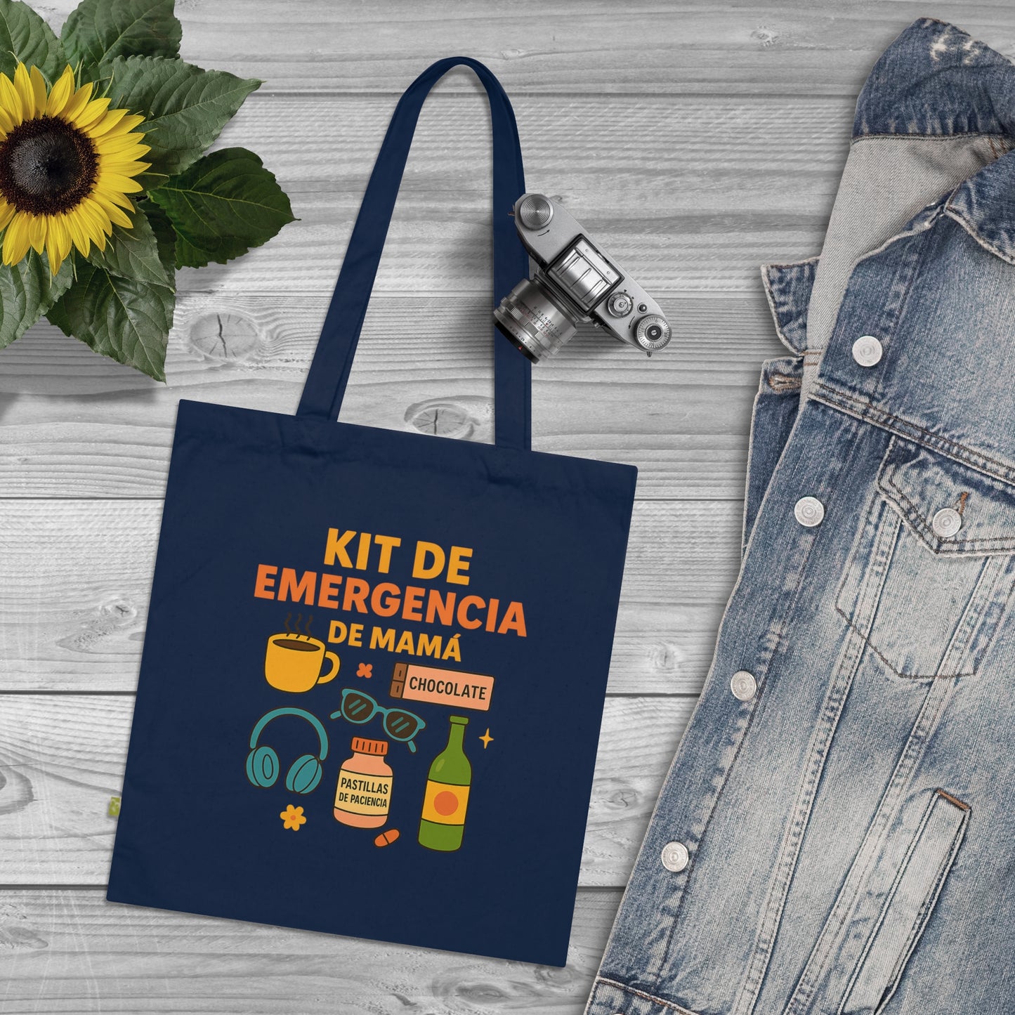 Personalized Mother’s Day tote bag with custom name Custom canvas tote bag gift for mom Gift tote with kids’ names for Mother’s Day Beige tote bag personalized for mom Thoughtful custom tote bag with floral design for mom This tote belongs to mom – person